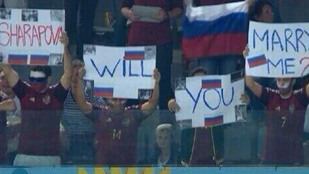 
	Faza serii la meciul Rusiei! Cum a raspuns Sharapova dupa ce a vazut aceasta imagine la TV:

