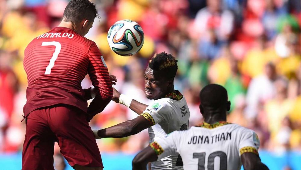 Germania - Algeria a fost la un pas sa fie amanat! Ce s-a intamplat in Porto Alegre | Un olandez risca sa nu mai joace la Mondial_5