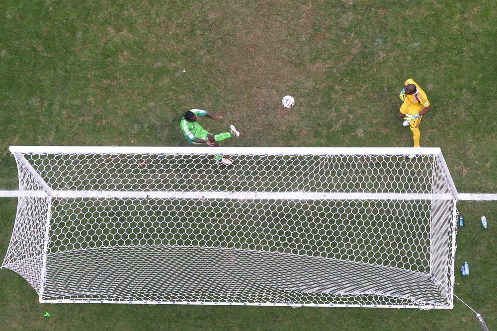 EXTREM de utila! Tehnologia a salvat fotbalul la o faza la care toata lumea credea ca Benzema a marcat! FOTO_2