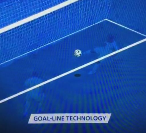 EXTREM de utila! Tehnologia a salvat fotbalul la o faza la care toata lumea credea ca Benzema a marcat! FOTO_3