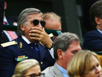 
	&quot;Arata ca un dictator sud-american&quot; FOTO Ilie Nastase, aparitia turneului de la Wimbledon! &quot;Anul viitor o sa vin in pielea goala&quot;&nbsp;
