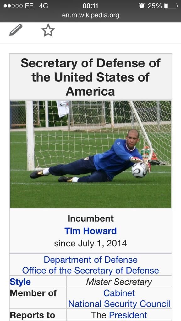 Howard a fost transformat in Secretarul Apararii din SUA. Omul care i-a facut pe americani sa adore soccerul sufera de Tourette!_4
