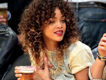 
	Rihanna a facut gluma serii dupa ce Brazilia a fost calcata in picioare de nemti! Ce mesaj a postat pe Twitter
