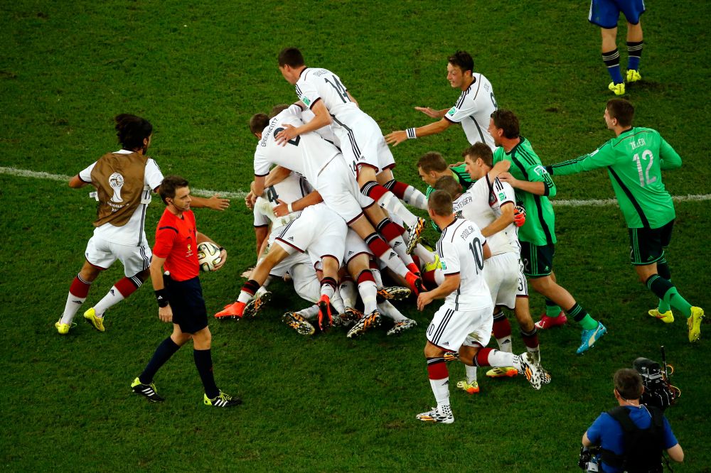 Cele mai tari imagini dupa o finala de vis! Gotze nu era nascut cand Germania a castigat ultima Cupa Mondiala - SUPER FOTO_8