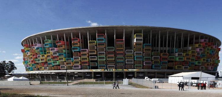 Idee revolutionara a unor arhitecti! Stadioanele Campionatului Mondial, transformate in LOCUINTE pentru oameni fara adapost_4