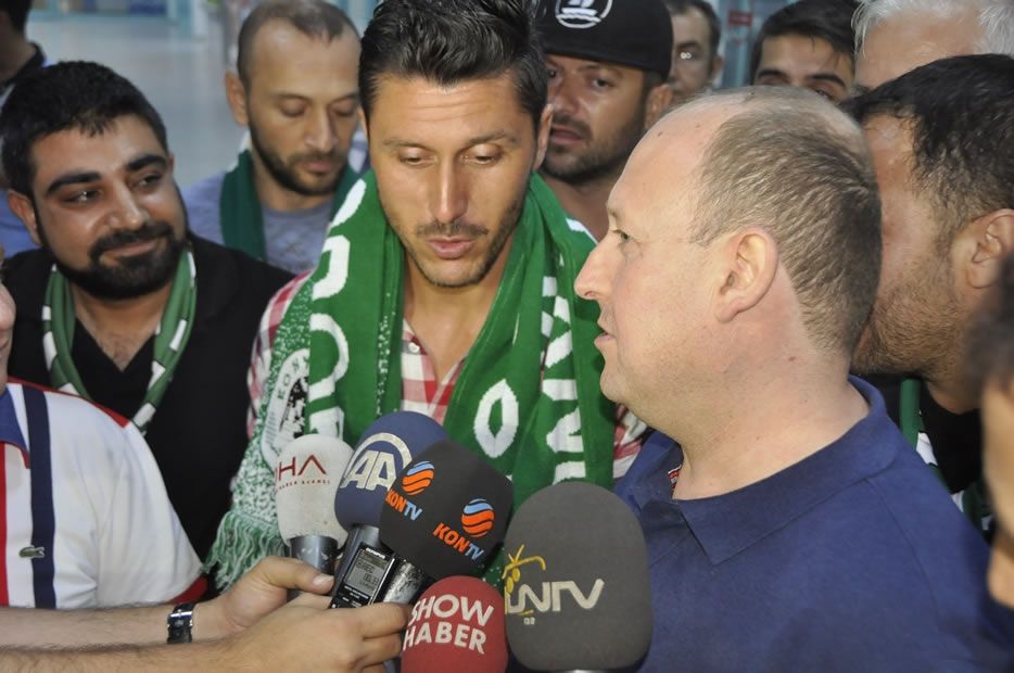 Marica a semnat pe doua sezoane cu Konyaspor! VIDEO: primire incredibila facuta de fanii turci_7
