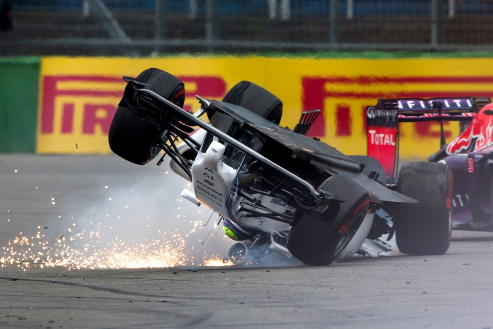 Moment teribil in MP al Germaniei: Massa s-a rasturnat cu bolidul si a fost la un pas de tragedie! Vezi imagini:_3