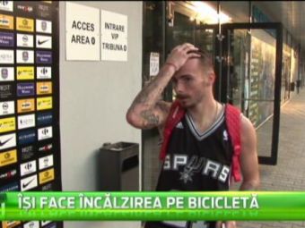 
	VIDEO Singurul fotbalist din Romania care vine la stadion pe bicicleta! &quot;In Europa, biciclistii au mult mai multe beneficii&quot;
