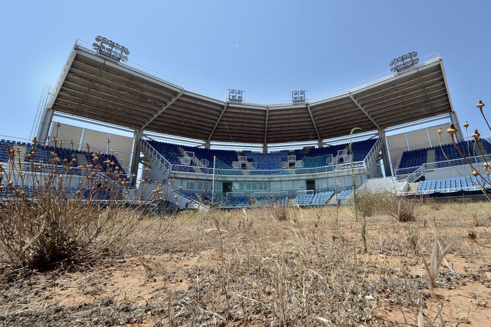 FOTO INCREDIBIL! Ruinele moderne din Grecia! Cum arata arenele de 9 MILIARDE, parasite la 10 ani dupa Jocurile Olimpice!_12