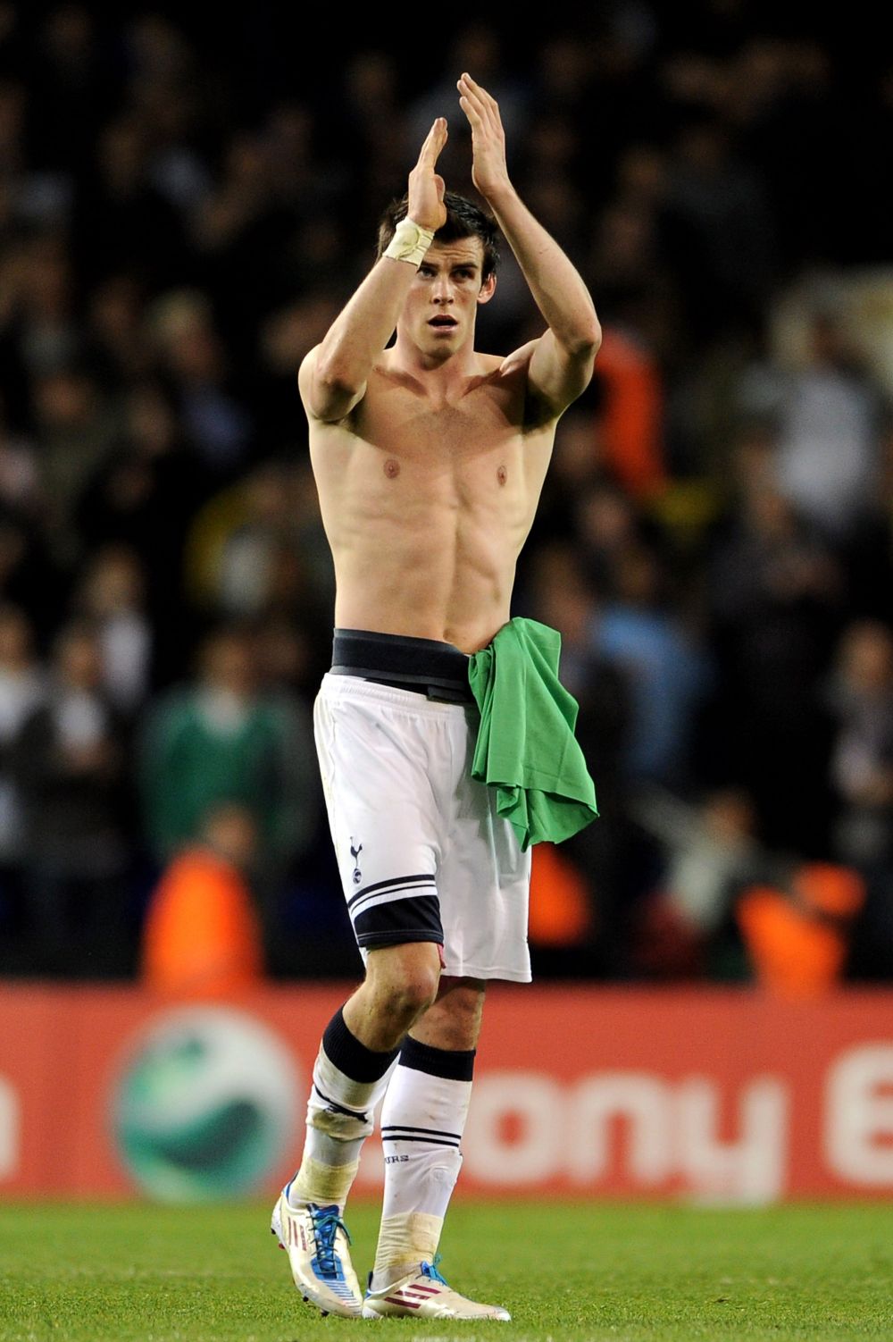 Transformarea de 100 de milioane a lui Gareth Bale! Starul Realului si-a SOCAT fanii cu fizicul sau: "Wow, rupe fiarele" FOTO_1