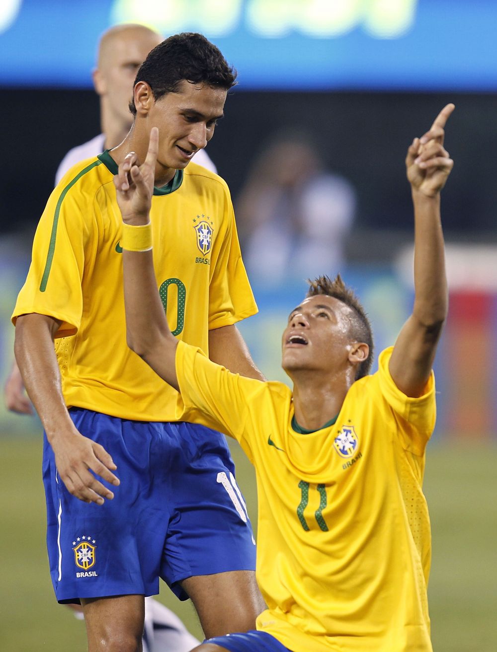 Investitii uriase, talent cu carul! Cele mai mari "TEPE" date de Brazilia: Robinho si Adriano, pe podium! Cum arata TOP 10_1