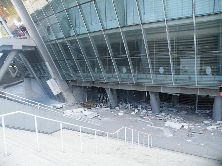 IMAGINI SOCANTE! Cum a ajuns Donbass Arena, bijuteria de 300 de milioane euro, O RUINA! Conflictul din Ucraina l-a distrus_7