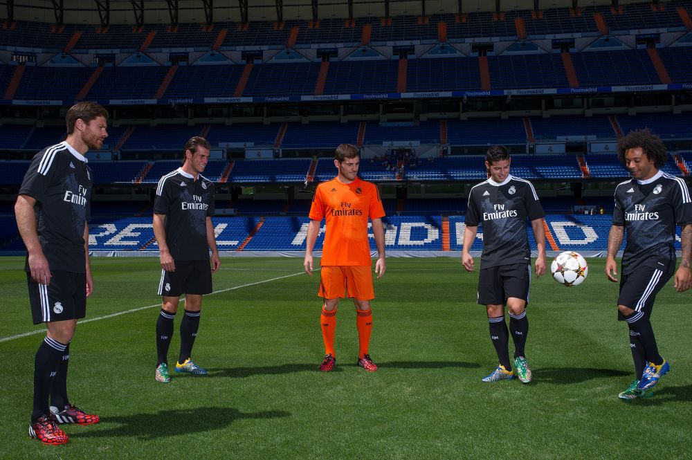 SUPER FOTO! Cum arata DRAGONUL de pe noile tricouri prezentate astazi de Real Madrid! James Rodriguez: "Am ajuns intr-o alta lume"_1