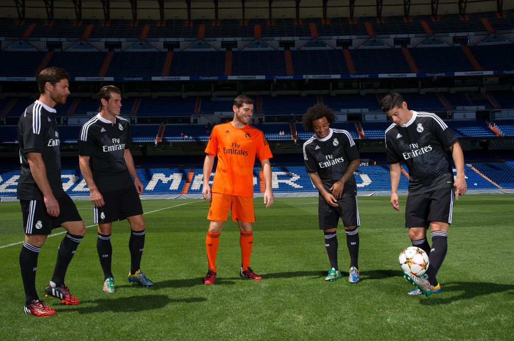 SUPER FOTO! Cum arata DRAGONUL de pe noile tricouri prezentate astazi de Real Madrid! James Rodriguez: "Am ajuns intr-o alta lume"_2