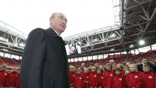 
	TACTICA RAZBOIULUI lui Putin. Cum a schimbat &quot;invazia omuletilor verzi din Ucraina&quot; fotbalul din Europa
