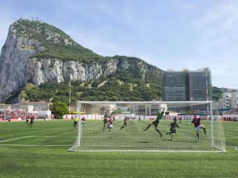 
	VIDEO Nationala pregatita pentru orice situatie. Cu ce se ocupa jucatorii din Gibraltar, debutantii din preliminariile EURO 2016
