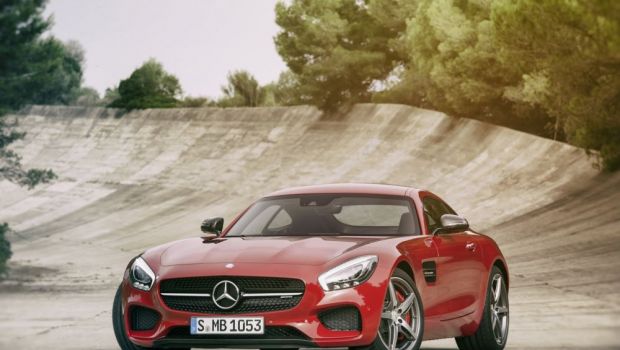 
	BIJUTERIA lansata de Mercedes: AMG-GT, racheta cu 500 de cai care depaseste 300 km/h! FOTO &amp; VIDEO
