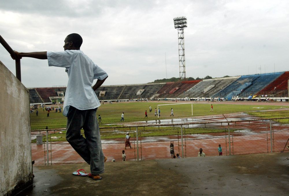 FIFA se implica in lupta cu Ebola, care a ucis 2300 de oameni. Cum arata stadionul care va fi transformat in centre de tratament_1