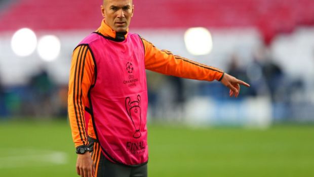 
	SOC pentru Zidane si Real Madrid! Zizou ar putea fi suspendat pentru 6 luni dupa o reclamatie depusa de spanioli
