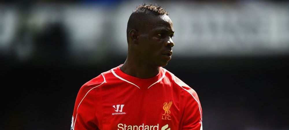 ABUZ rasist impotriva lui Mario Balotelli! Esti o maimuta nenorocita! Mananca banane, sper sa faci Ebola!