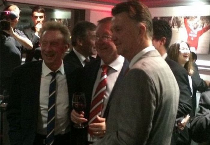 "Giggs va fi antrenorul lui United!" Van Gaal i-a surprins pe englezi dupa ce a fost vazut pentru prima data alaturi de Ferguson:_2