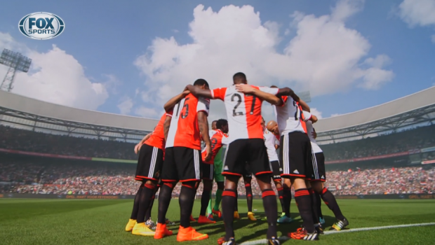 VIDEO FABULOS! FIFA 15 a devenit realitate la Feyenoord - Ajax! Imagini unice pe un teren de fotbal!