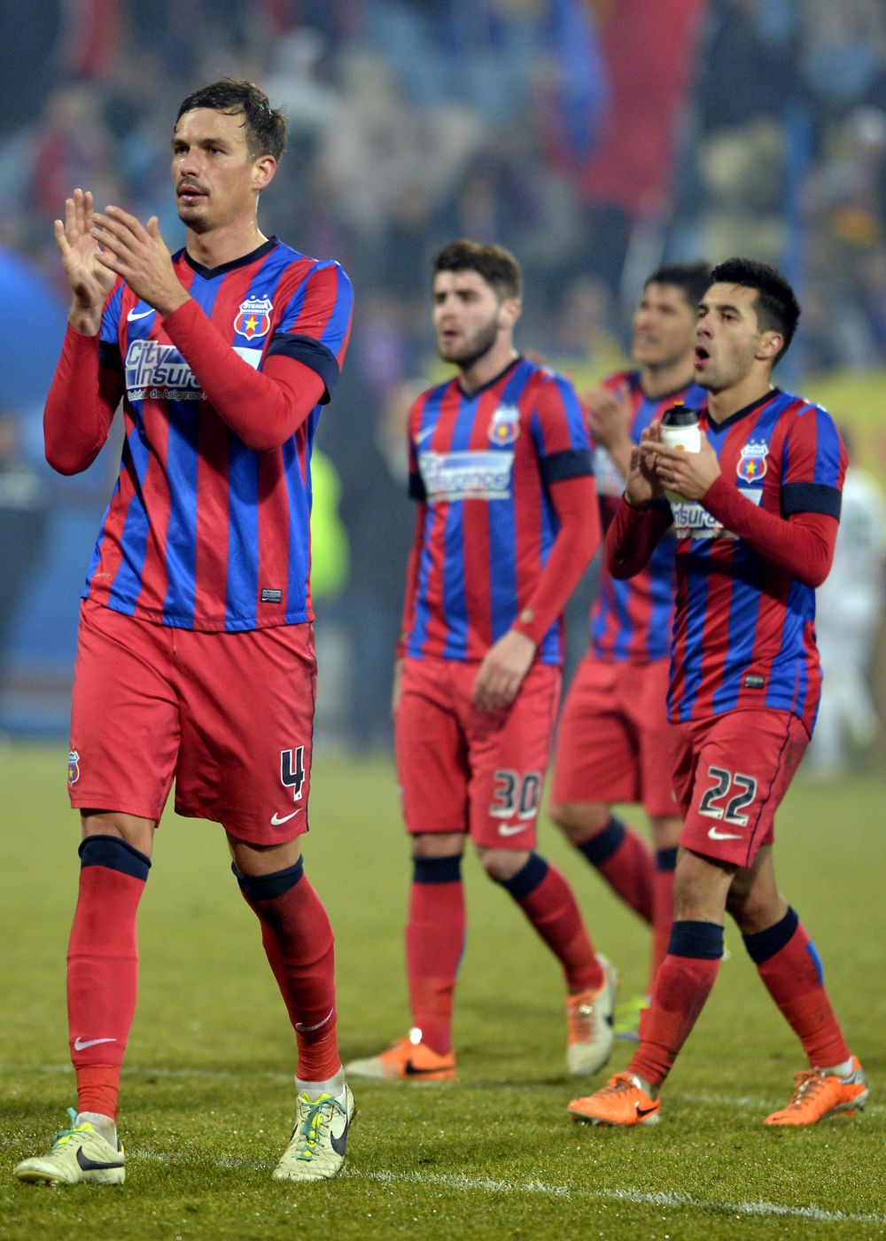 5 jucatori s-au AUTOEXCLUS de la Steaua. Cum a pierdut Galca o jumatate de echipa in cea mai grea perioada din 2014_4