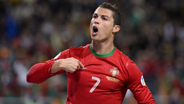 
	FABULOS! Cristiano Ronaldo, primul sportiv care ajunge la 100 de milioane de like-uri pe Facebook! Mesajul pentru fani
