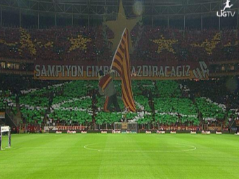 
	Aroganta ISTORICA! Coregrafia 3D senzationala pentru Galatasaray in derby-ul cu Fener
