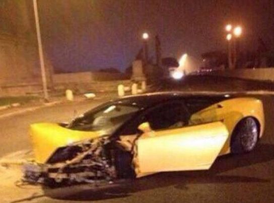 Un jucator de la Lazio si-a facut praf Lamborghini-ul. N-a jucat din cauza unei accidentari, dar si-a distrus masina la 4 dimineata_1