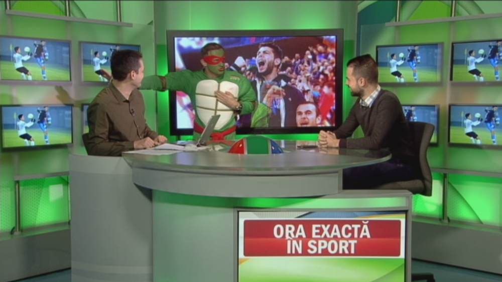 VIDEO: Au intrat "mascatii" in platoul Sport.ro :) Sportacus Kirita, stelistul Duban si morosanul Hulk au inceput deja derby-ul!_4