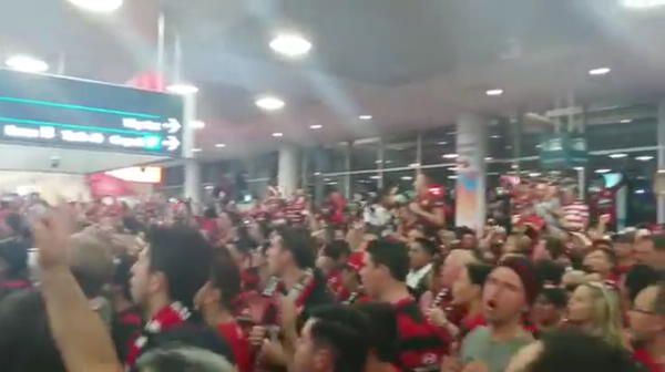 Isterie in Australia! Echipa care l-a invins pe Reghe in finala Ligii, asteptata de MII de fani pe aeroport! VIDEO
