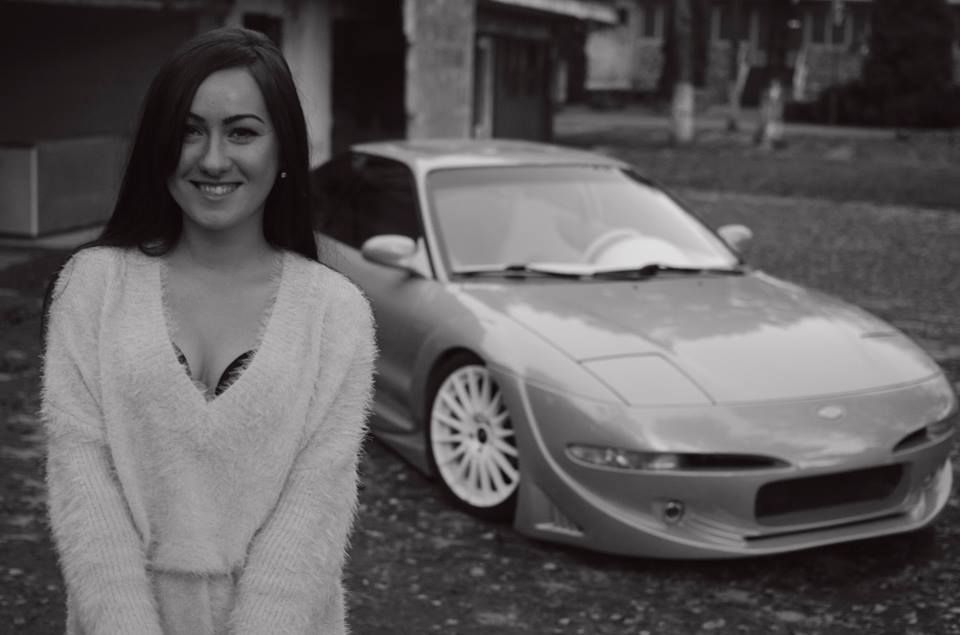VIDEO Femeia din Romania cu masina roz, pasionata de drifturi! Masina i-a luat FOC in timpul competitiei in urma cu cateva zile_19
