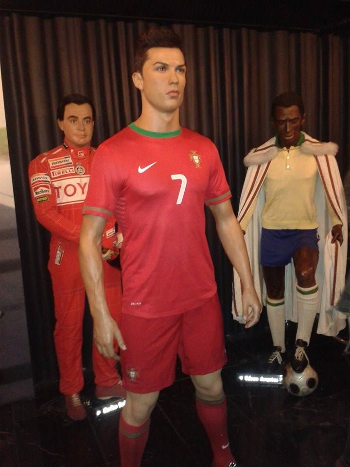 Aparitie INCREDIBILA pentru Ronaldo, Casillas si Fernando Torres! Cum arata figurile de ceara facute pentru ZEII din fotbal_6