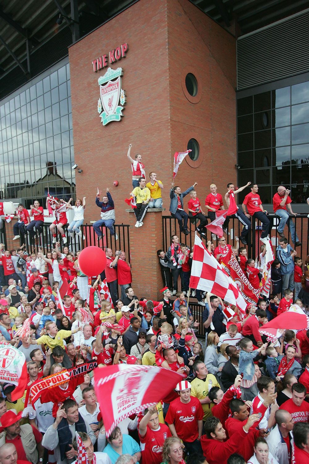 Moment istoric pentru un club si un stadion de legenda! Liverpool investeste 100 de milioane de lire in Anfield Road_5