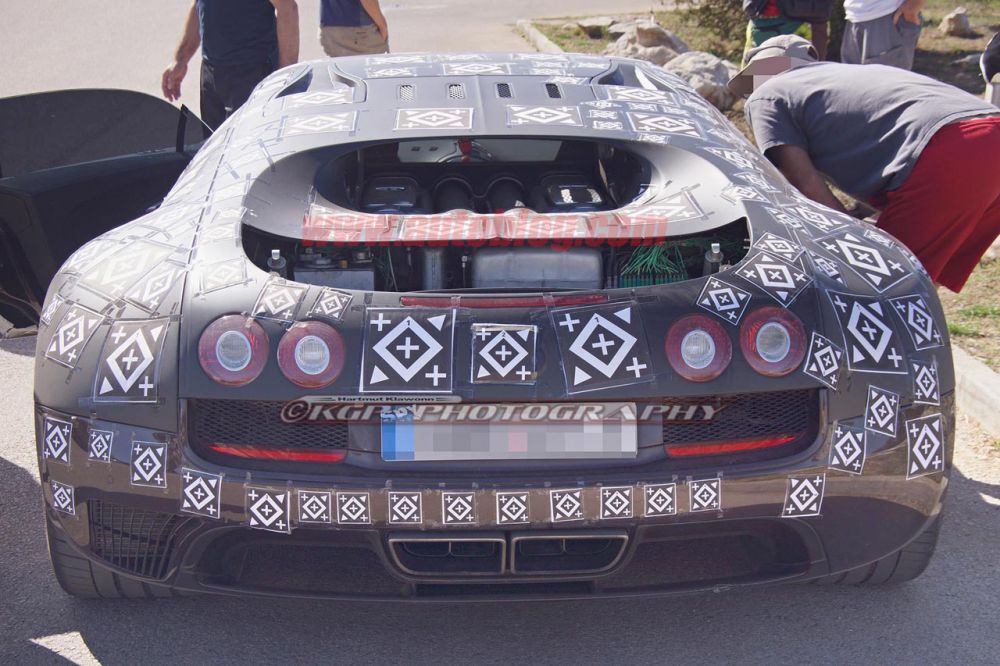 FABULOS! Asta e inlocuitorul Veyron. Bugatti sparge dn nou toate recordurile de viteza. Cum arata noua BESTIE SF_3