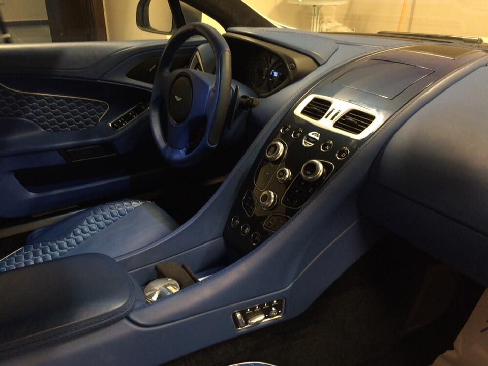 Noua BOMBA de 170.000 de euro din garajul lui Reghecampf! Imagini fabuloase cu noua masina de LUX pe care a pus mana la arabi_2