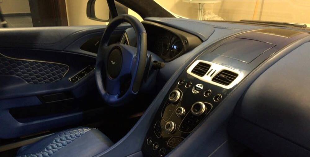 Noua BOMBA de 170.000 de euro din garajul lui Reghecampf! Imagini fabuloase cu noua masina de LUX pe care a pus mana la arabi_6