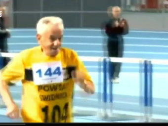 Cat de rapid poate sa fie cel mai batran atlet din lume. Recordurile atinse de acest stra-strabunic la 104 ani. VIDEO
