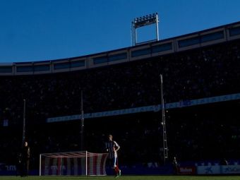 Imagini fantastice la Madrid! Tot stadionul lui Atletico s-a umplut la revenirea lui Torres. Mesajul emotionant in fata lor
