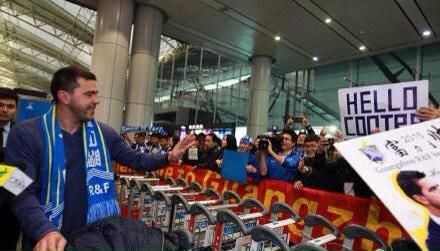 Contra, asteptat ca un EROU in China! Sute de suporteri l-au intampinat la aeroport. FOTO & VIDEO_4