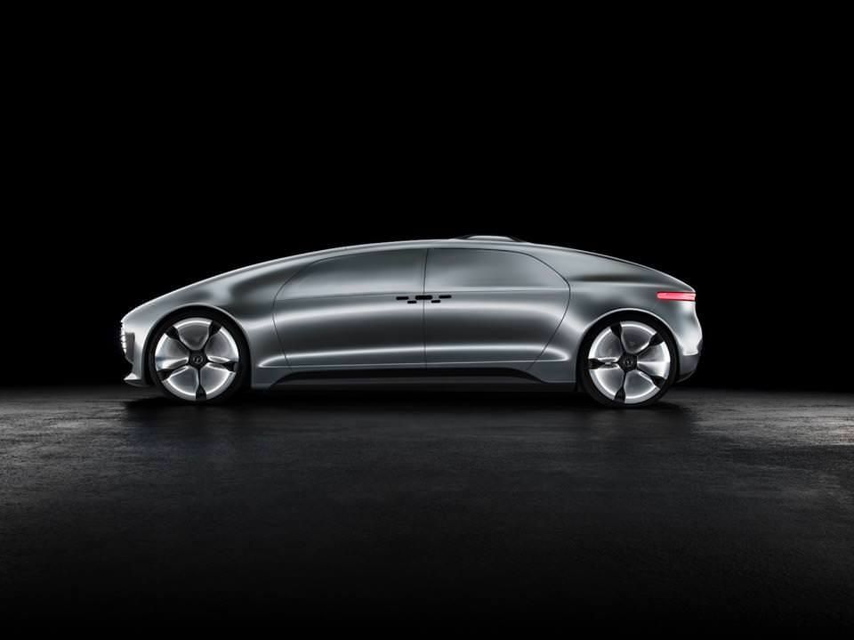 VIDEO Welcome to the future! Mercedes a lansat o masina SF la cel mai tare targ de tehnologie! Vezi cum arata:_9