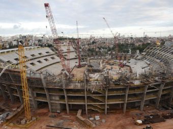 
	FABULOS! Un nou stadion de 40 000 de locuri poate fi construit in Romania! Proiectul de 5 stele aparut peste noapte
