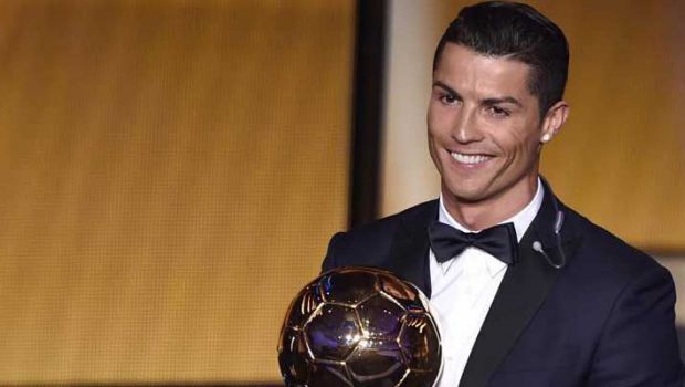 
	Cum au votat Messi si Cristiano Ronaldo pentru Balonul de Aur! Vezi aici cum s-au impartit TOATE VOTURILE in cursa pentru trofeu
