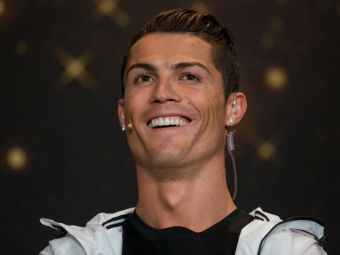 
	FOTO | Cristiano Ronaldo isi schimba ghetele dupa castigarea Balonului de Aur si va juca cu un model UNIC de incaltari
