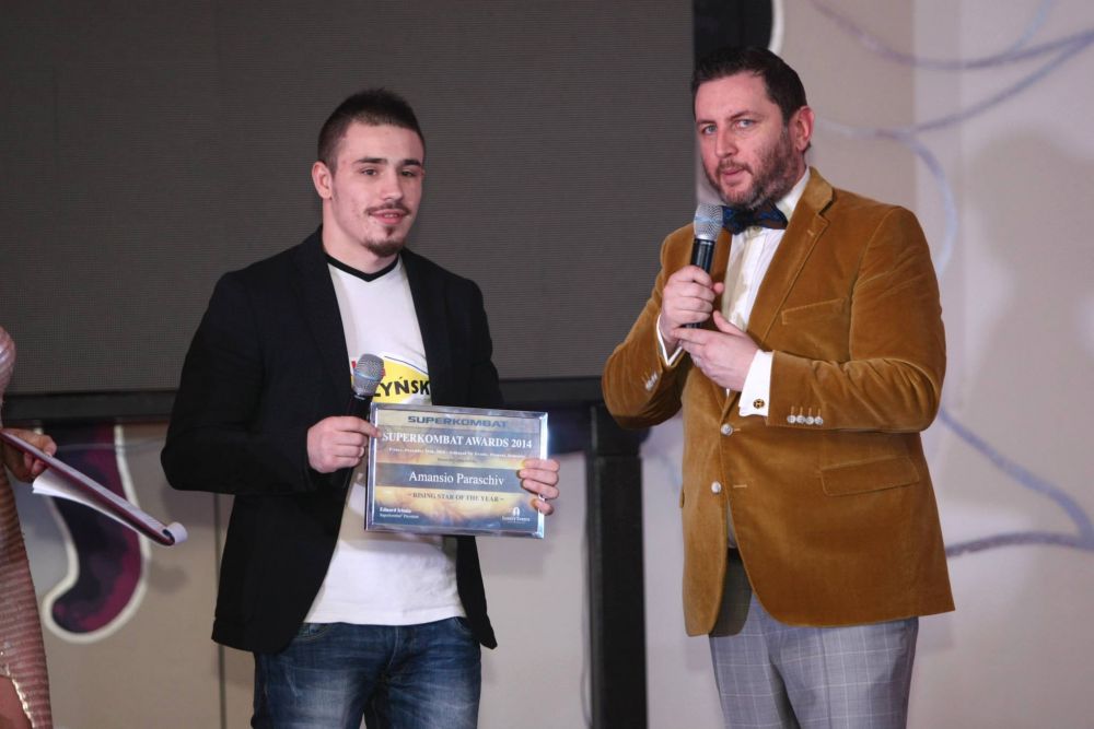 "The Rising Star" Amansio Paraschiv, campionul 'made in' Ploiesti! El este urmasul lui Leonard Doroftei si "Rechinul" Diaconu_7