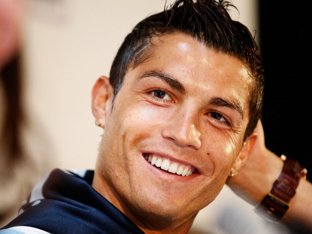 "Nu mai plange, Cristiano" :) Un super model, propunere indecenta pentru Ronaldo: "Vreau sa fiu iubita ta!" Cum arata fata VIDEO_4
