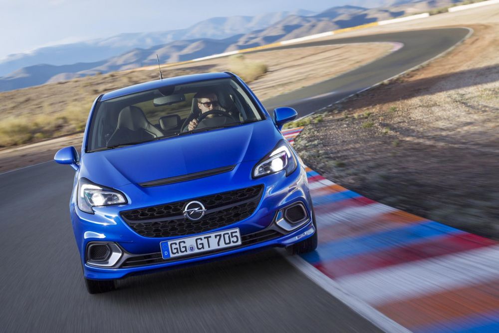 FOTO Opel a lansat cea mai PUTERNICA versiune pentru Corsa! Peste 200 de cai, consum de masina normala! Aflat toate detaliile_8