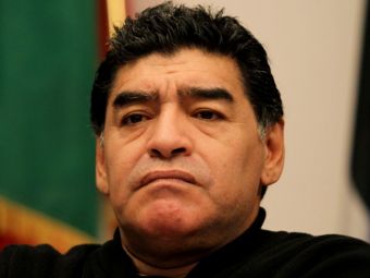 
	Prima imagine: Maradona si-a facut operatie estetica in secret, iar schimbarile sunt vizibile! Cum arata acum:
