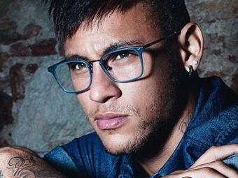 
	Neymar isi arata toate tatuajele de pe maini in ultimul pictorial. Cum apare starul Barcelonei: FOTO si VIDEO
